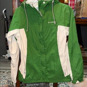 Columbia Green and White Hooded Windbreaker Jacket